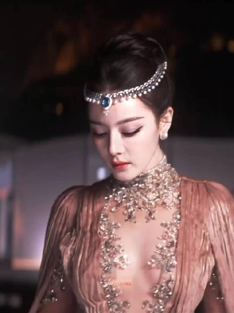 闪闪发光的大明星 美神降临!