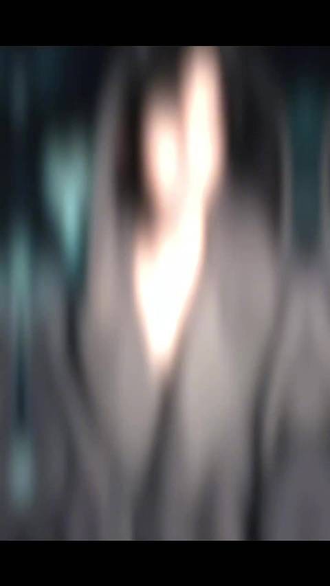 何与游园会漏扣一颗扣子,风衣造型瞬间变拽撩