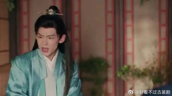 古装 新型“父慈子孝”,看一次笑一次