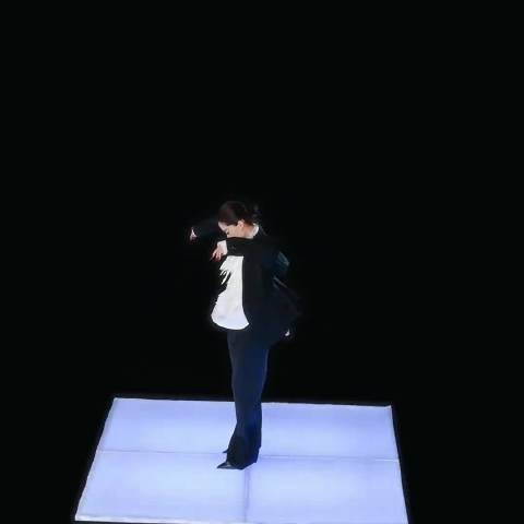 张小斐VOGUE红毯八秒气场拉满