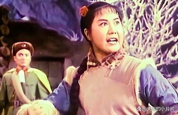 1988年，智取威虎山剧组赴美演出迟迟不回，原因让人唾弃