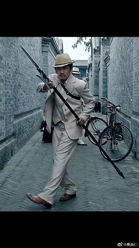 武器怪，死得快 ！