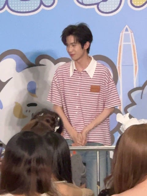 这个王科摇摇晃晃