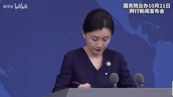 周杰伦转发点赞“中国歌手”身份介绍
