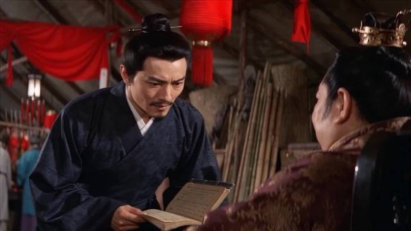 交半年定金只修样板房，贾掌柜换银票被知县缉拿