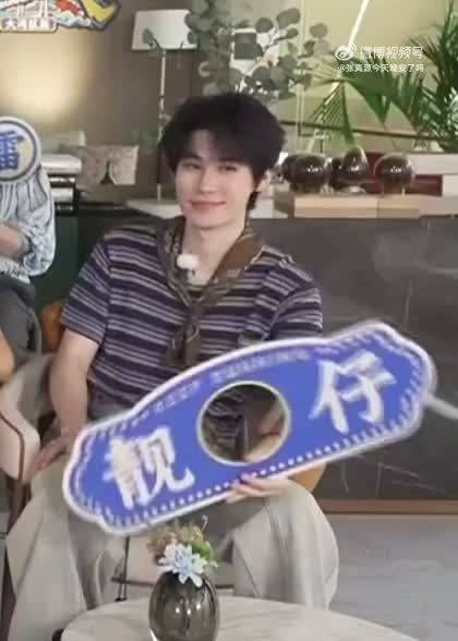 张真源塑料粤语喊话大湾区 真诚满分