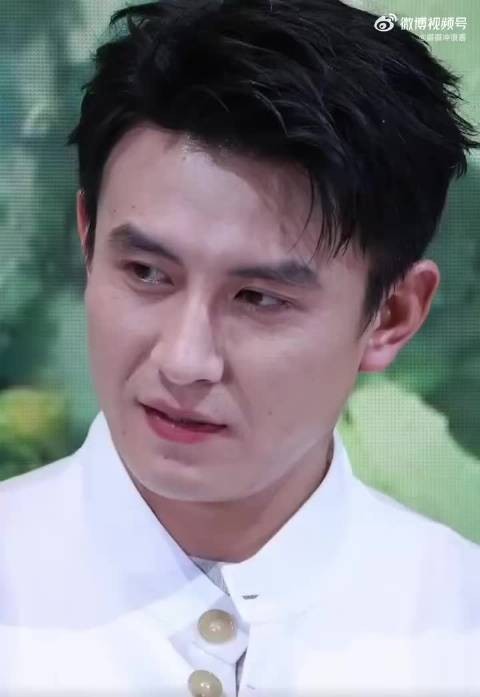 OMG 到底是谁在喜欢?短国真不能没有滤镜