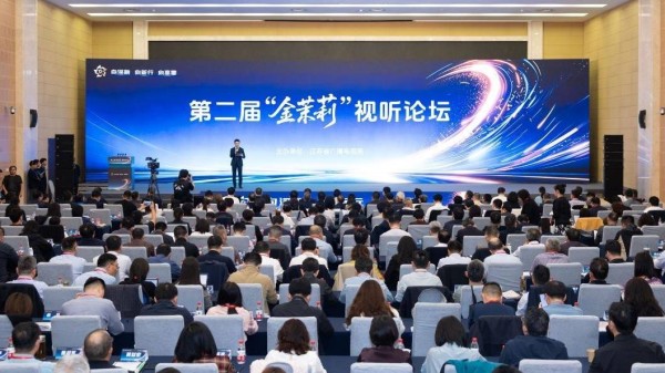当AI遇上新大众文艺，好故事如何破圈生长？