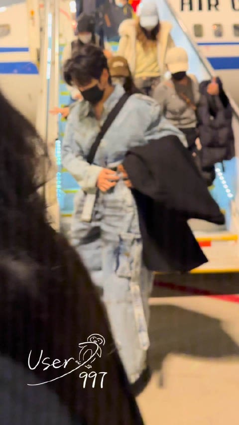 翻相册剪CKG回PEK视频越看越整肃