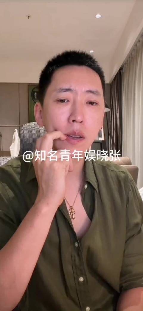 留几手说王俊凯腿拉伤开演唱会是赚钱不是励志