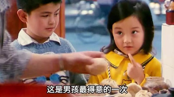 爸爸去了前线,十岁的小男孩独自面对生活