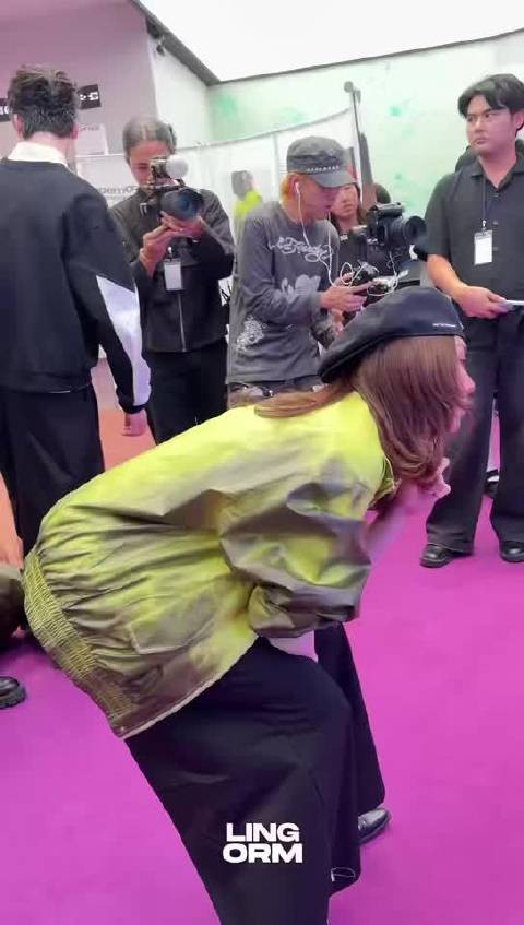 這是在玩啥