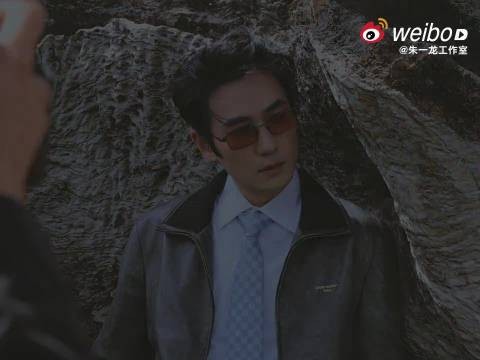 2027台历053-杂志T
