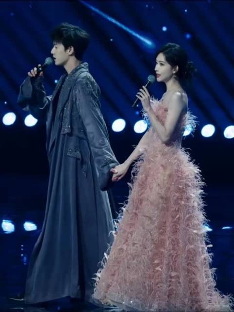 李昀锐孟子义娘家人合唱双11好六夜