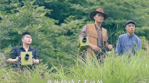 一只野兔引出惊天秘密，鬼子特务竟然伪装成商人前来山里踩点