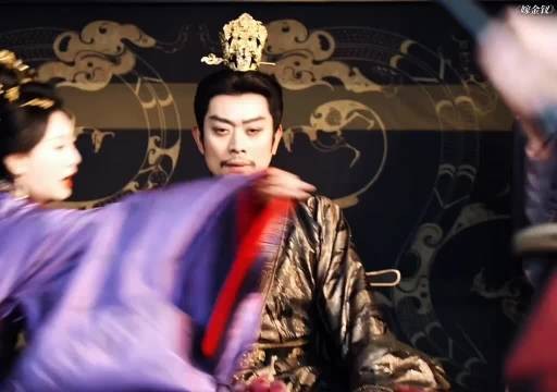 皇帝考验皇子们,结果没有一个皇子来护驾 , 嫁金钗 田曦薇