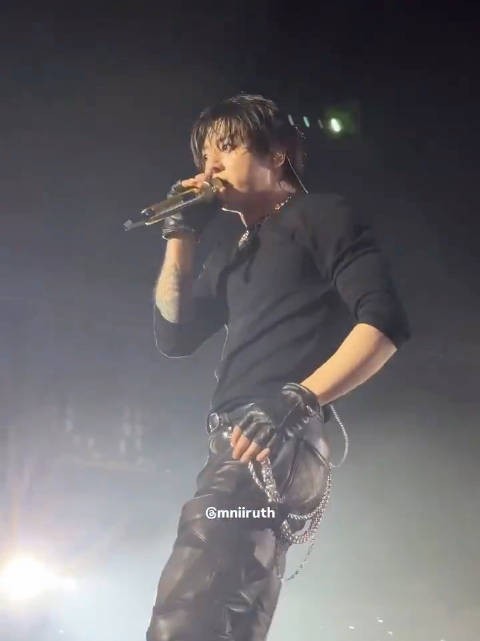 261028 BTS WORLD TOUR 
