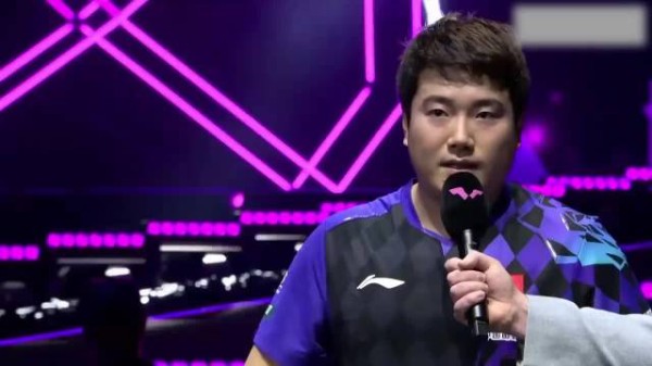 梁靖崑3比0温瑞博,晋级男单16强