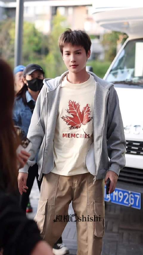 上班小奶狗 下班小狼狗 随意切换