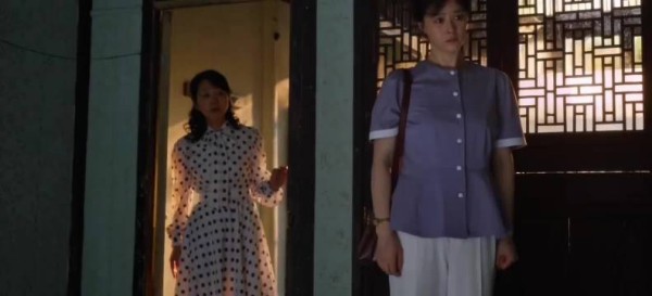 不过我们小巷人家居然什么都没有 我真的心疼了 这几部里我最爱的一部