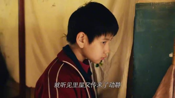 东北熊孩子小满给准后妈兜里备黏糊糊惊喜