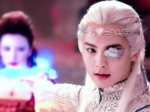 张萌幻城妆造被指雷霆，观众称没兴趣品鉴感情线