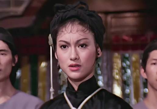 还真有两下子,有点功夫,刀枪不入