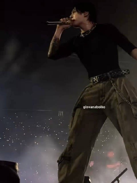 沃日好长的腿 /giovanaboiko ‪261030 BTS世巡 巴西圣保罗演唱会DAY2 ‪