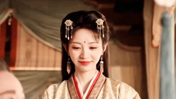 遇到不会的就萌萌的笑 我说真的全世界都应该排队来当翁主面首