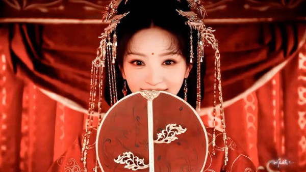 这下我们柿子终于如愿以偿有名分了!嫁金钗