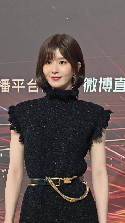 刘诗诗短发也太好看了吧 果然女神就是什么风格都能完美驾驭