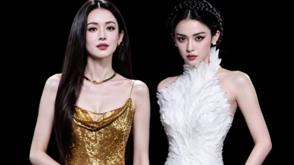 内娱顶美!娜扎穿鎏金吊带裙大秀美背,斩获年度瞩目演员致谢导演