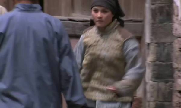 厉娜跑步姿势像章若楠,接私活传闻指向该剧