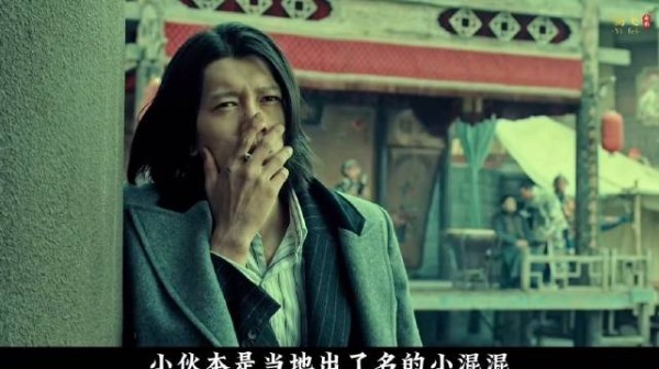小混混变身热血男儿